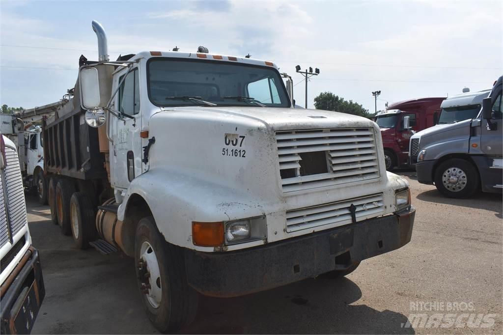 International 8200 Tipper trucks