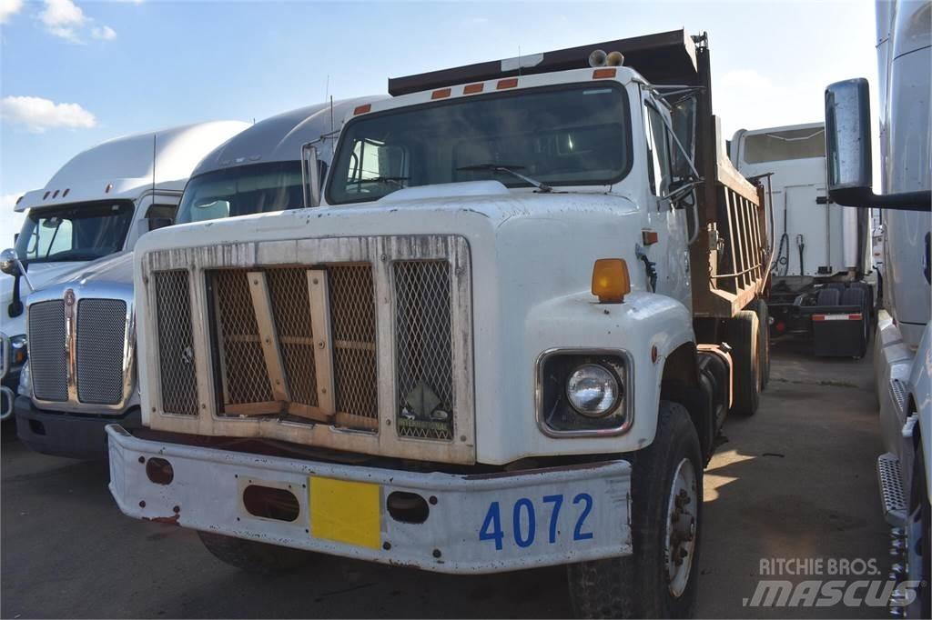 International S2600 Tipper trucks