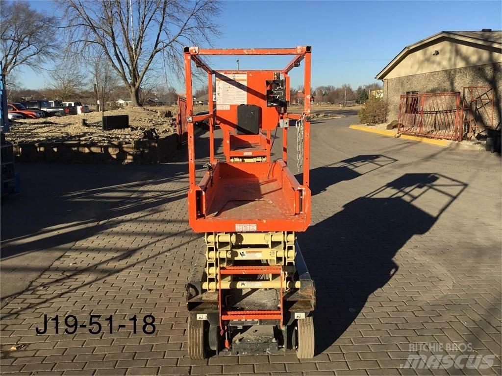 JLG 1932R Scissor lifts