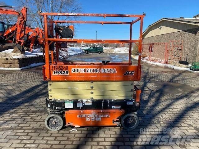 JLG 1932R Scissor lifts