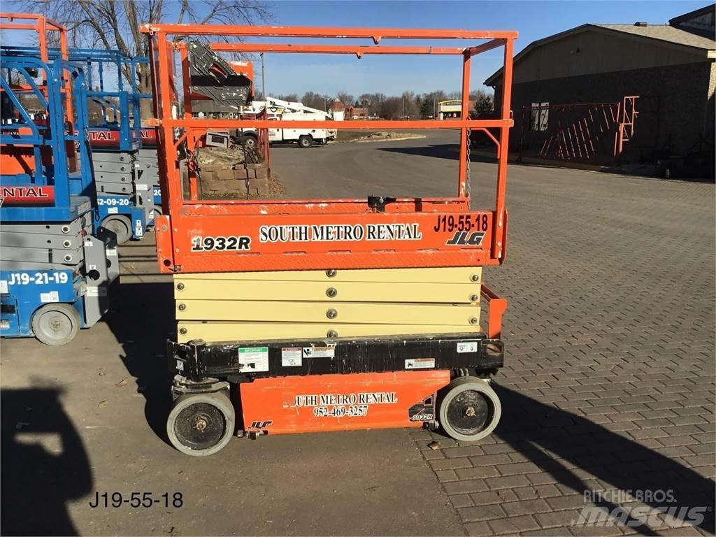 JLG 1932R Scissor lifts