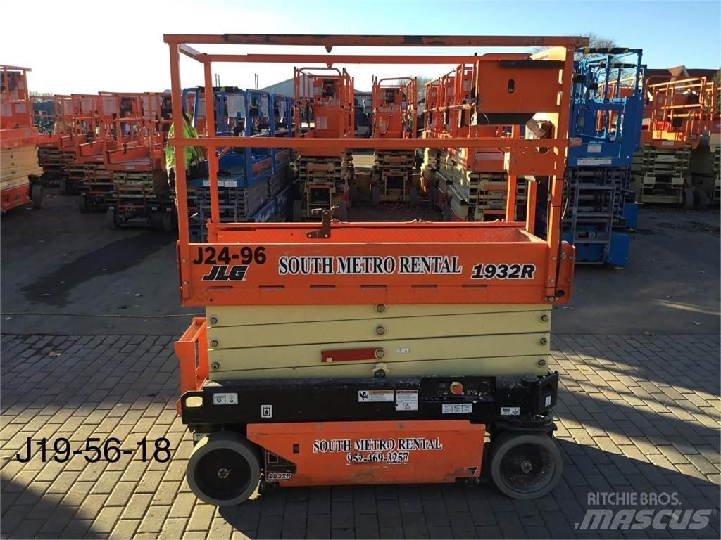 JLG 1932R Scissor lifts