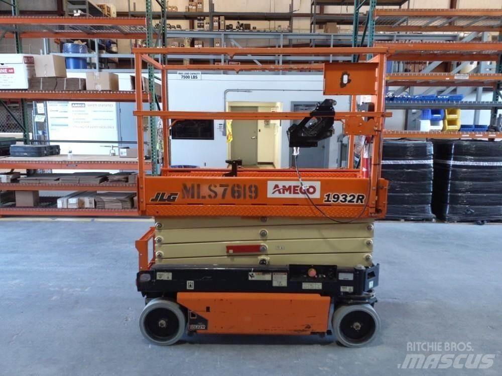 JLG 1932R Scissor lifts