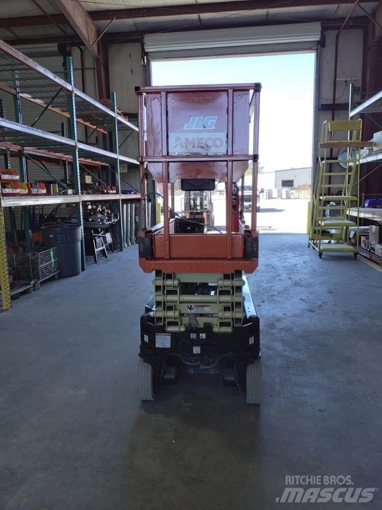 JLG 1932R Scissor lifts