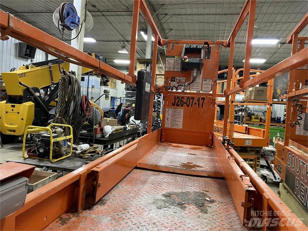 JLG 2632ES Scissor lifts
