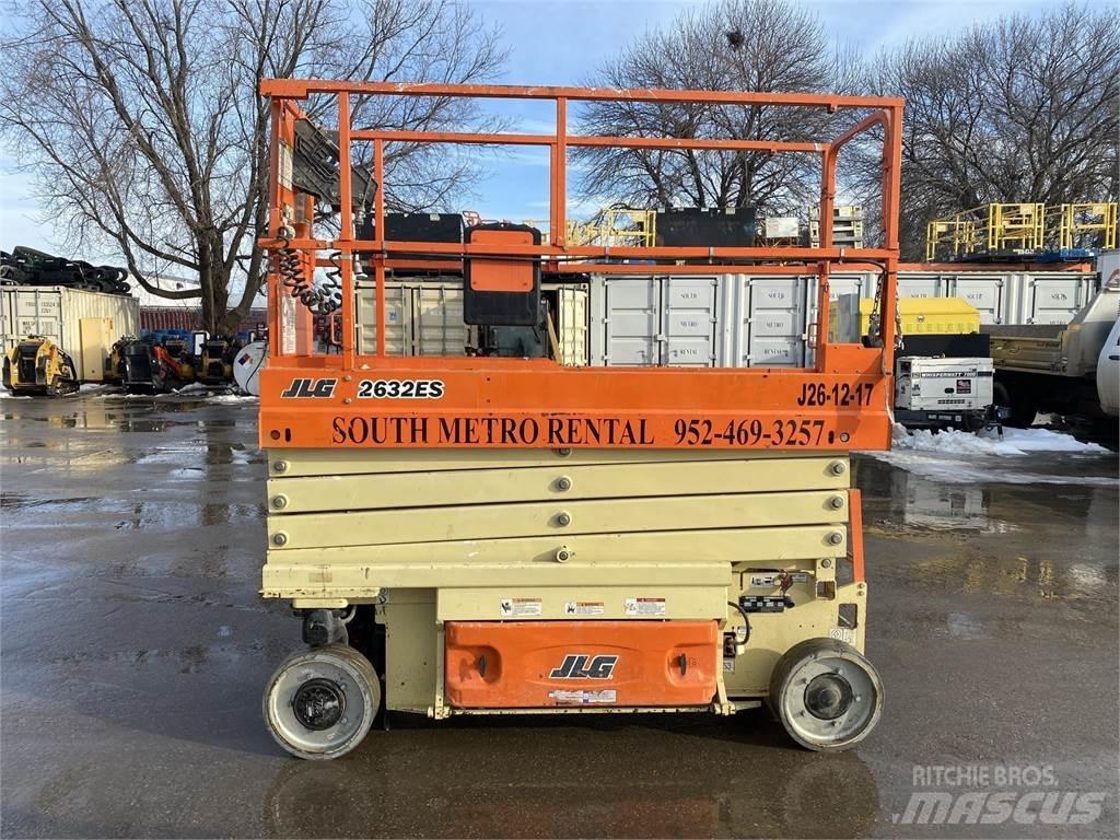 JLG 2632ES Scissor lifts