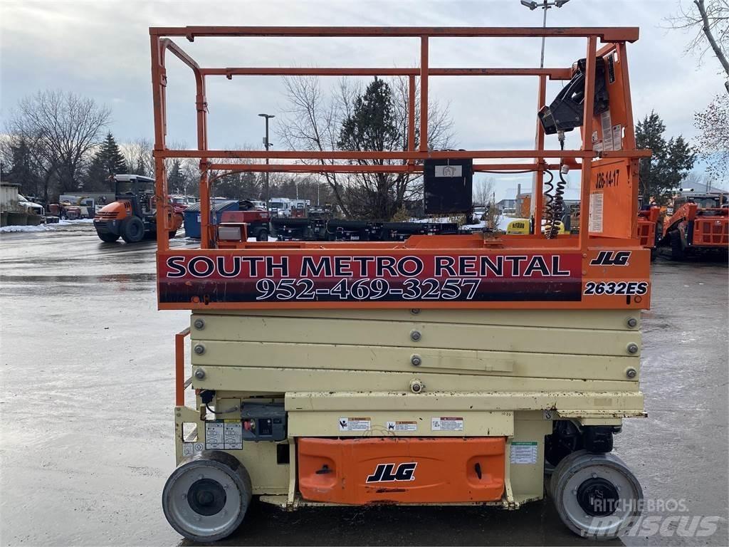 JLG 2632ES Scissor lifts