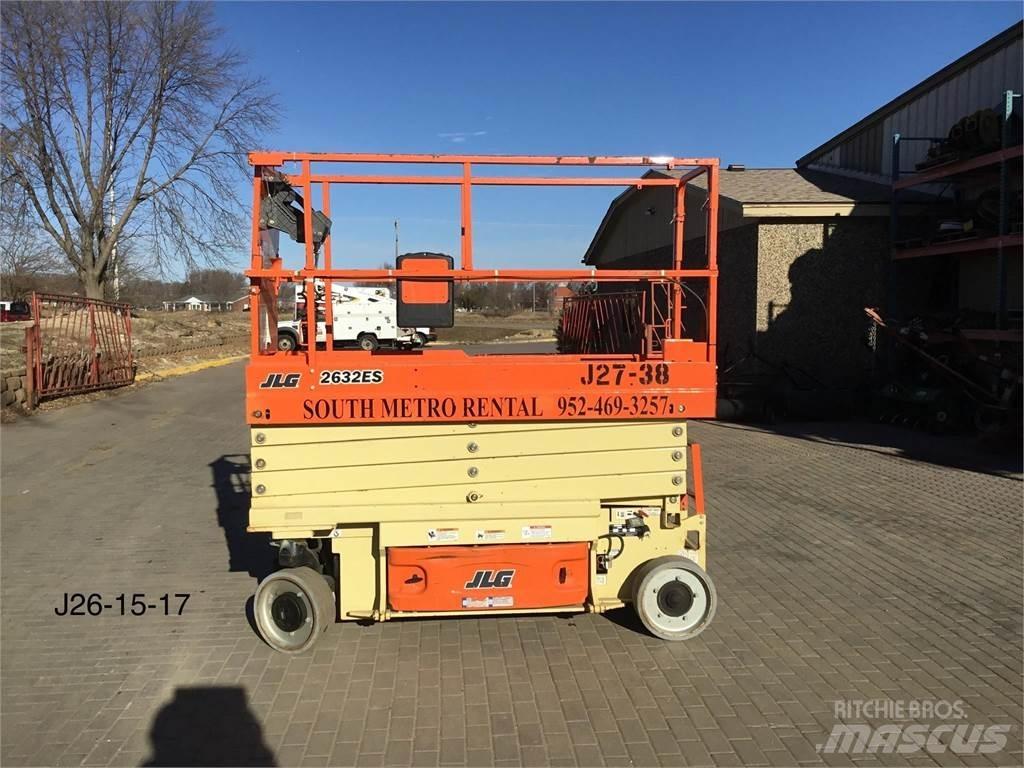 JLG 2632ES Scissor lifts