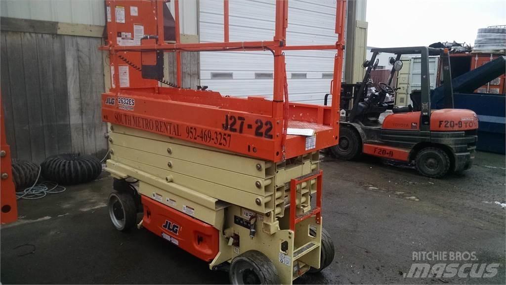 JLG 2632ES Scissor lifts