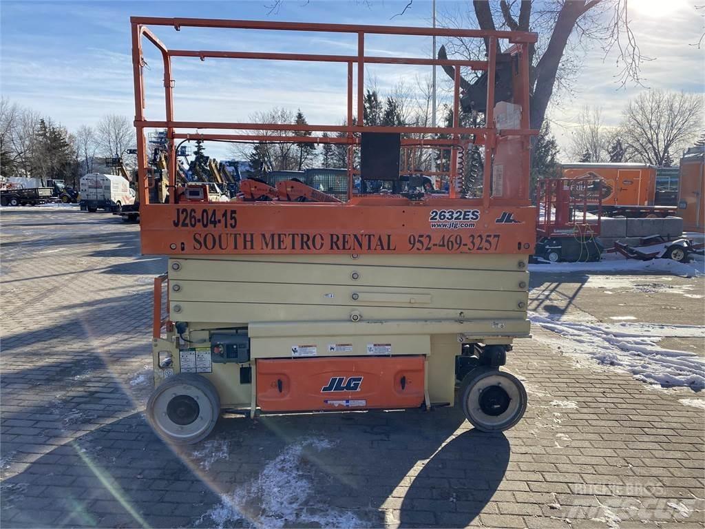 JLG 2632ES Scissor lifts