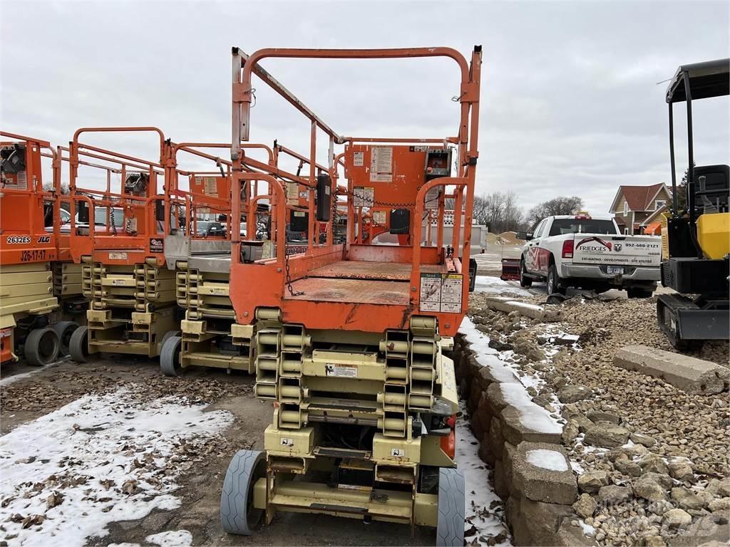 JLG 3246ES Scissor lifts