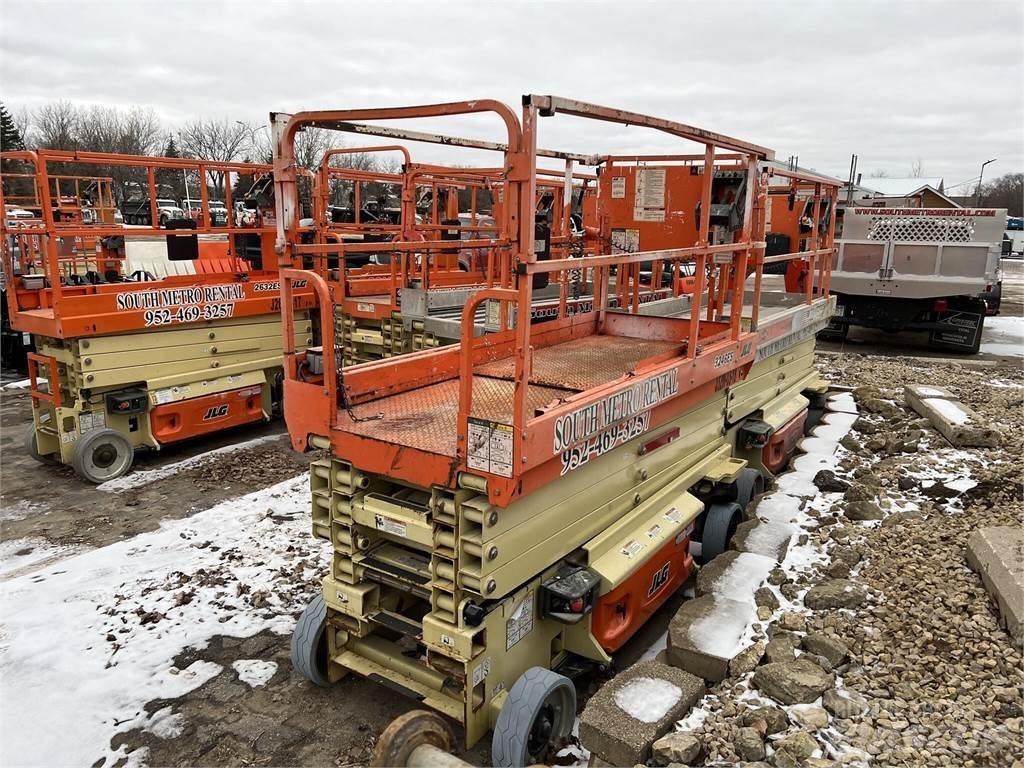 JLG 3246ES Scissor lifts