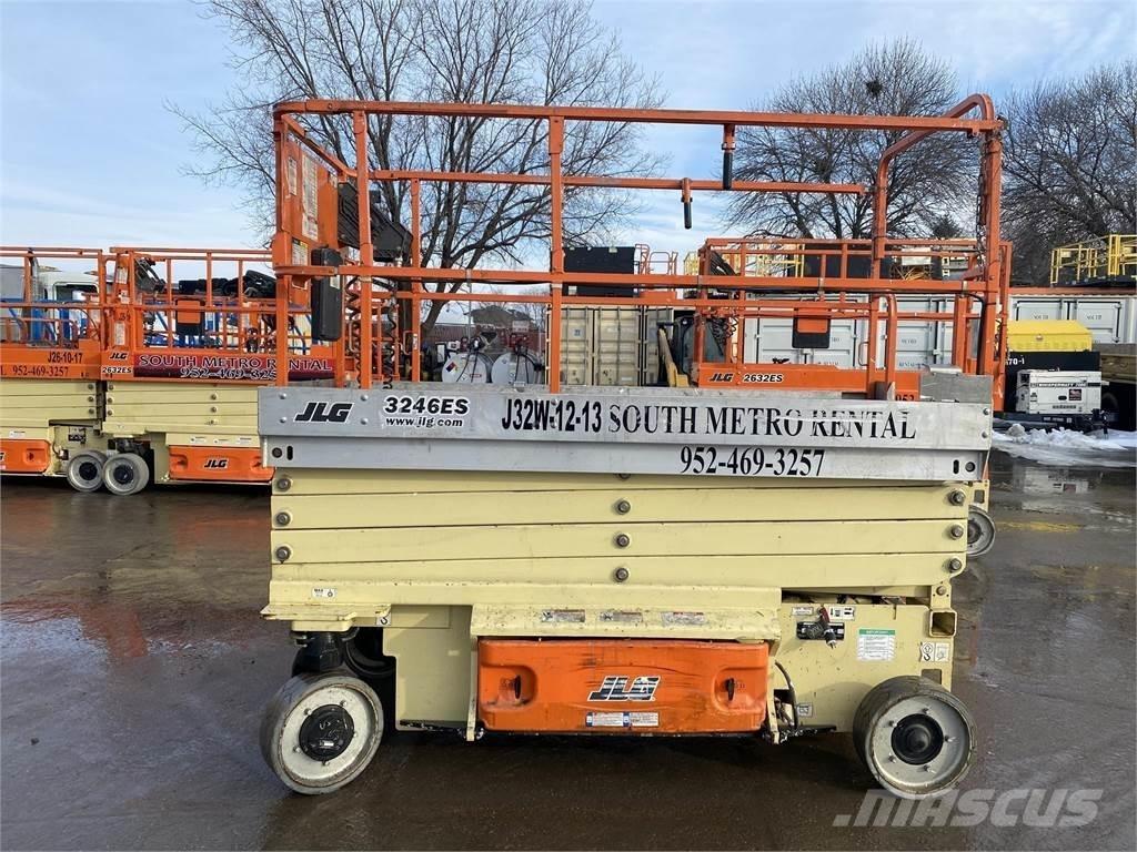JLG 3246ES Scissor lifts