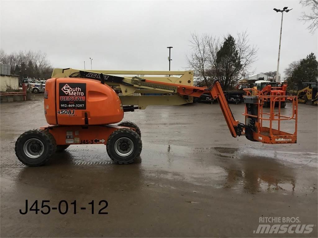 JLG 450AJ Articulated boom lifts