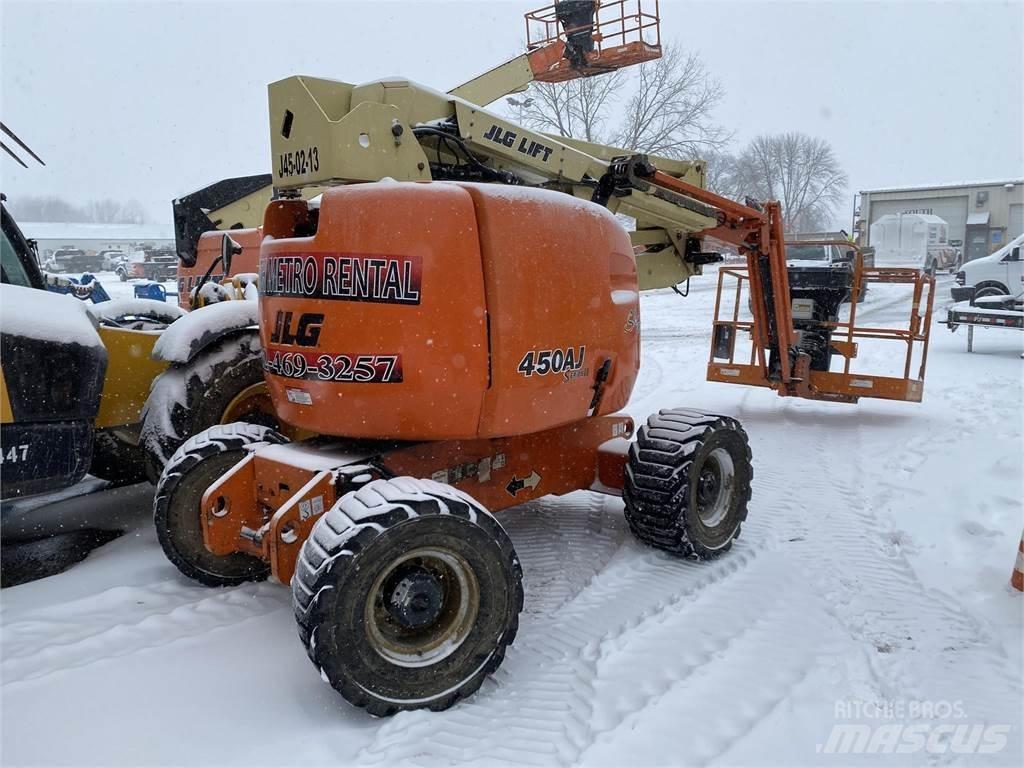 JLG 450AJ Articulated boom lifts