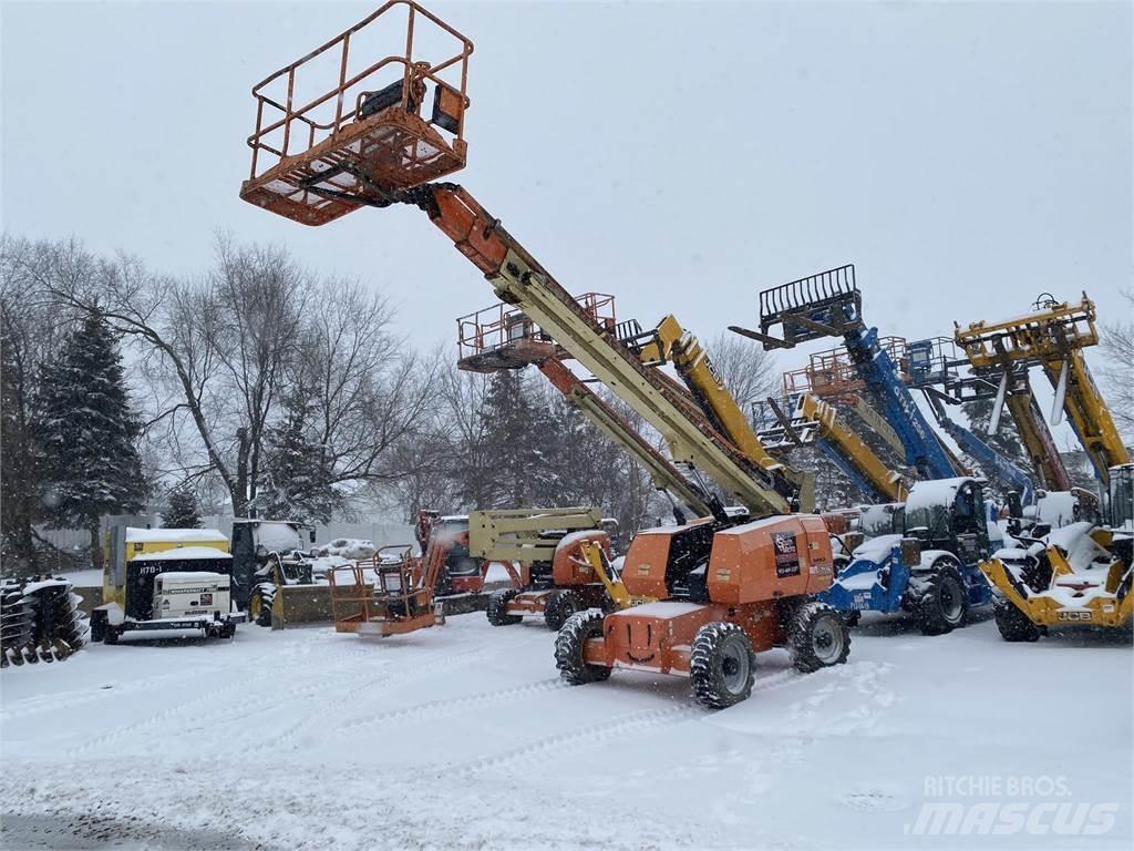 JLG 600S Telescopic boom lifts