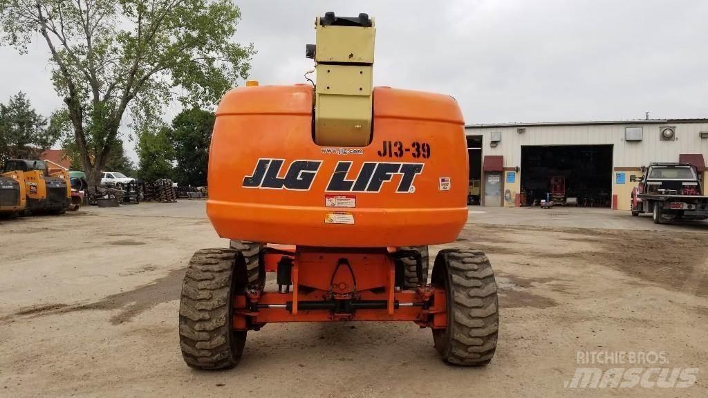 JLG 600S Telescopic boom lifts