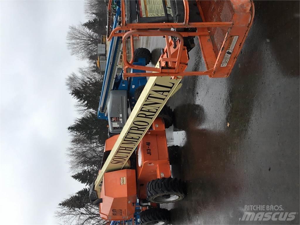 JLG 600S Telescopic boom lifts