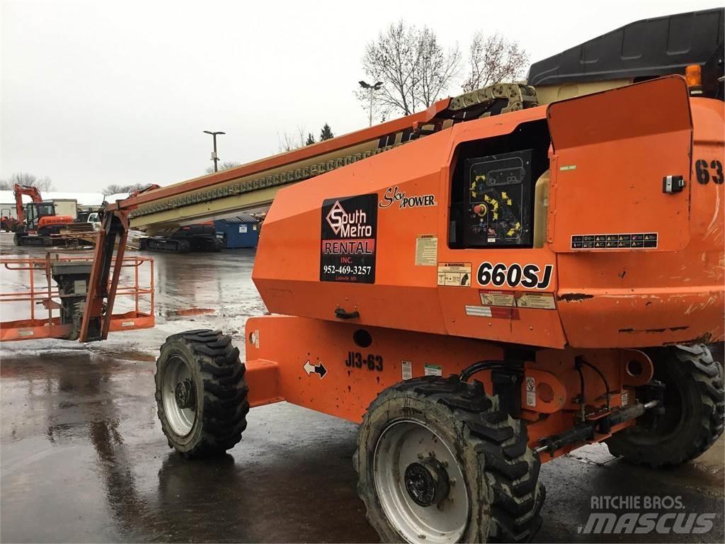 JLG 660SJ Telescopic boom lifts
