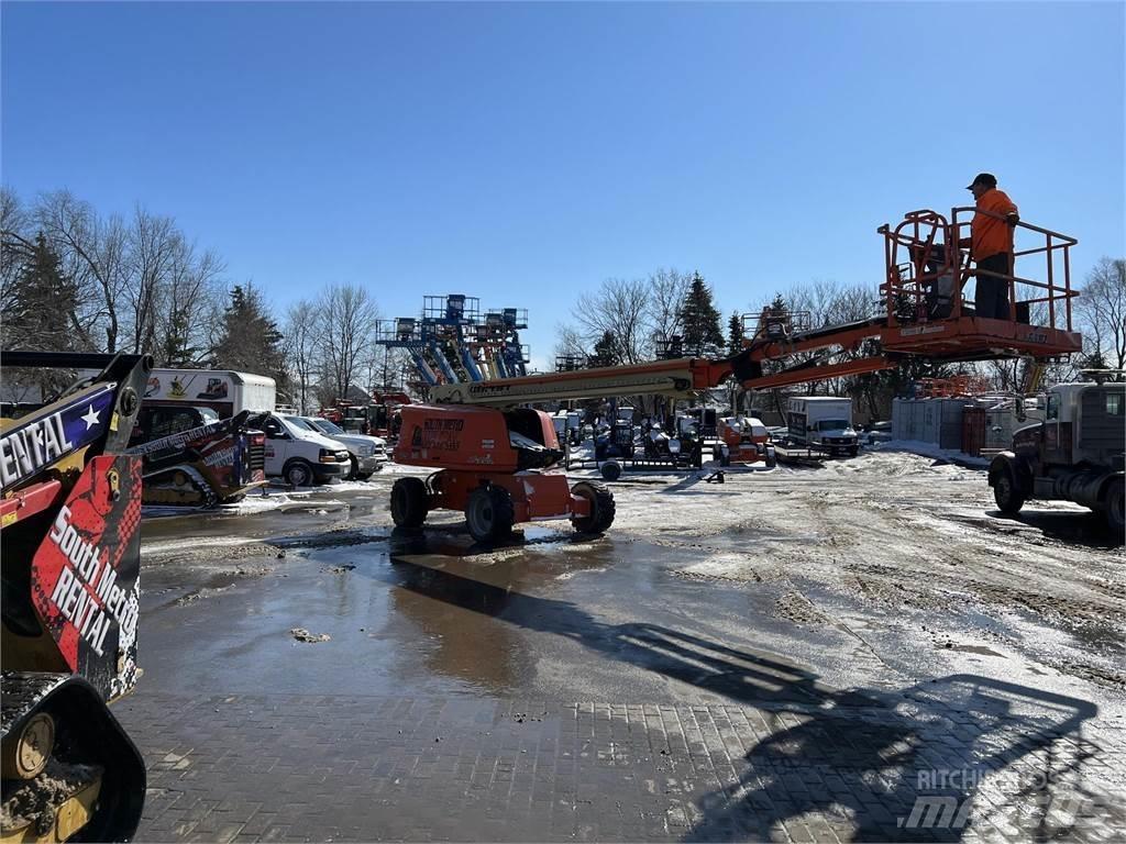 JLG 660SJ Telescopic boom lifts