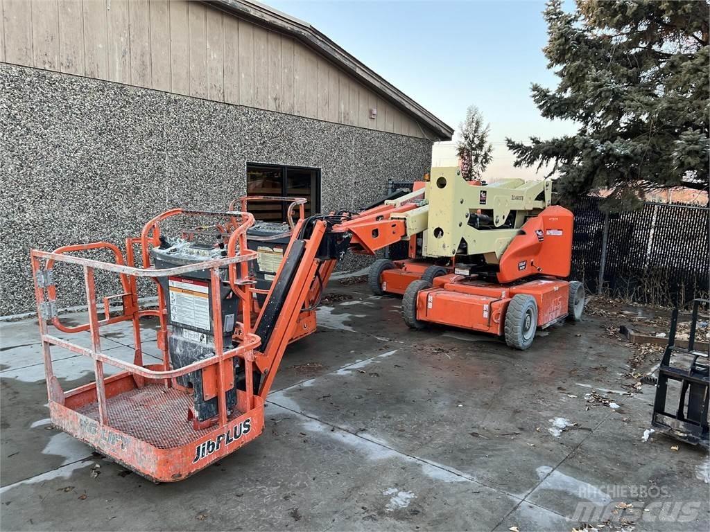 JLG E400AJPN Articulated boom lifts