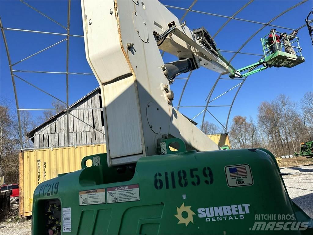 JLG M600JP Articulated boom lifts
