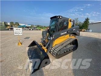 John Deere 333G Skid steer loaders