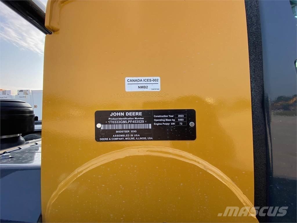 John Deere 333G Skid steer loaders