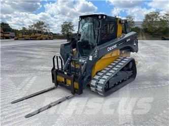 John Deere 333G Skid steer loaders