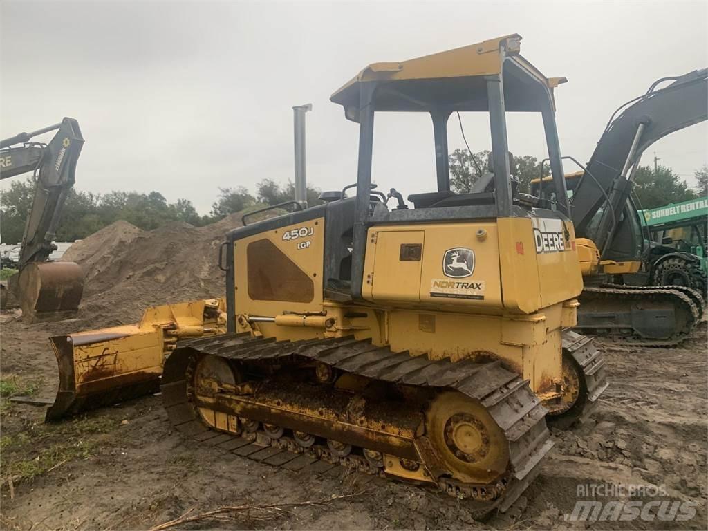 John Deere 450J LGP Crawler dozers