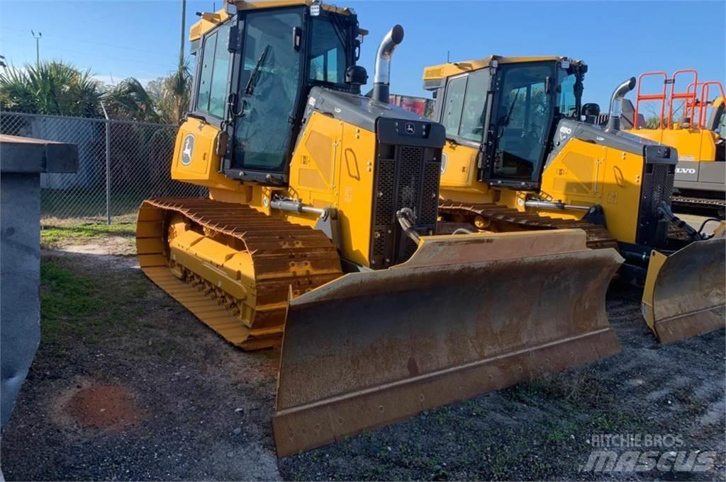 John Deere 650P LGP Crawler dozers