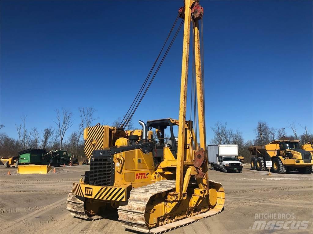 John Deere 850K LGP Pipe layer dozers