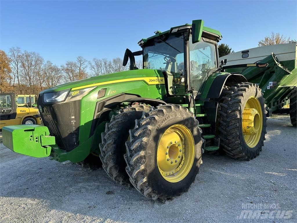 John Deere 8R 370 Tractors