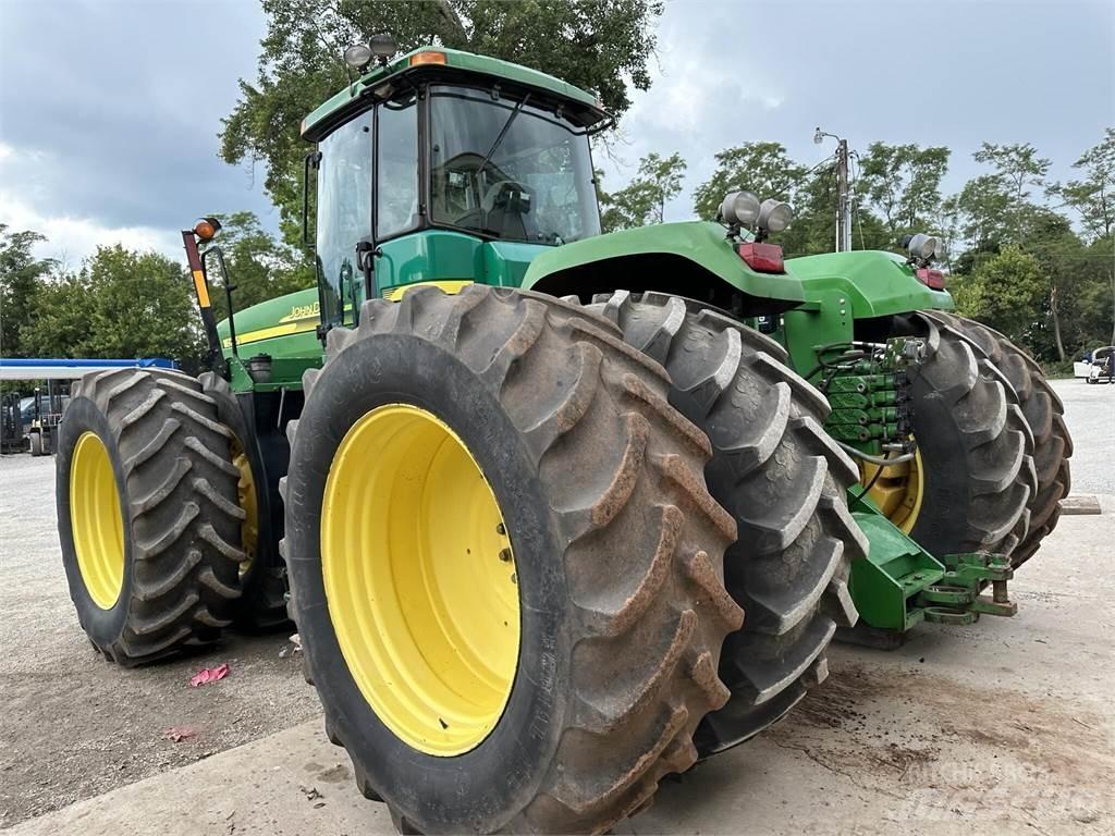 John Deere 9220 Tractors