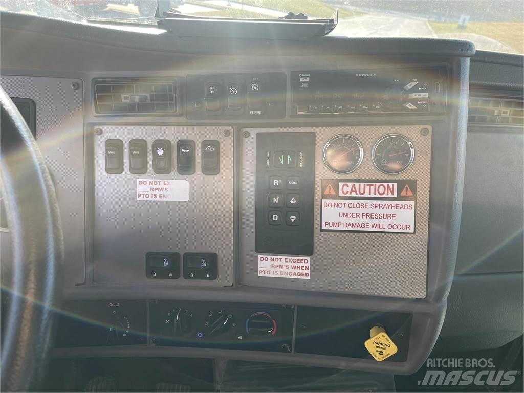 Kenworth T370 Water bowser