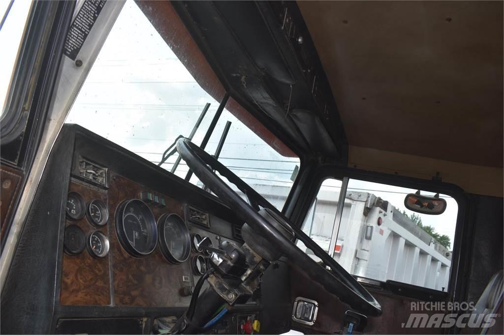 Kenworth T800 Tipper trucks