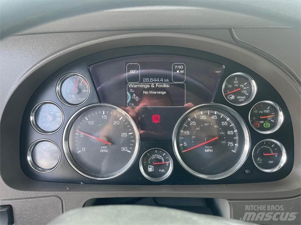 Kenworth T880 Other