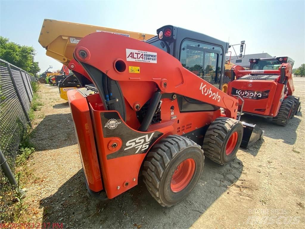Kubota SSV75 Skid steer loaders