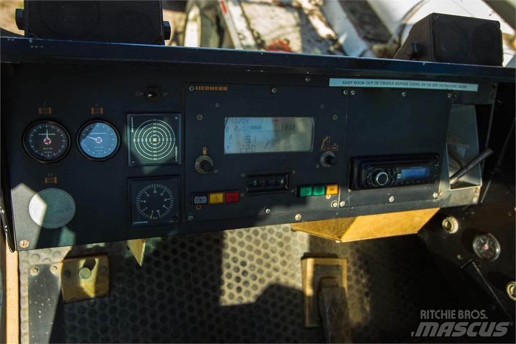 Liebherr LTM1400 Other