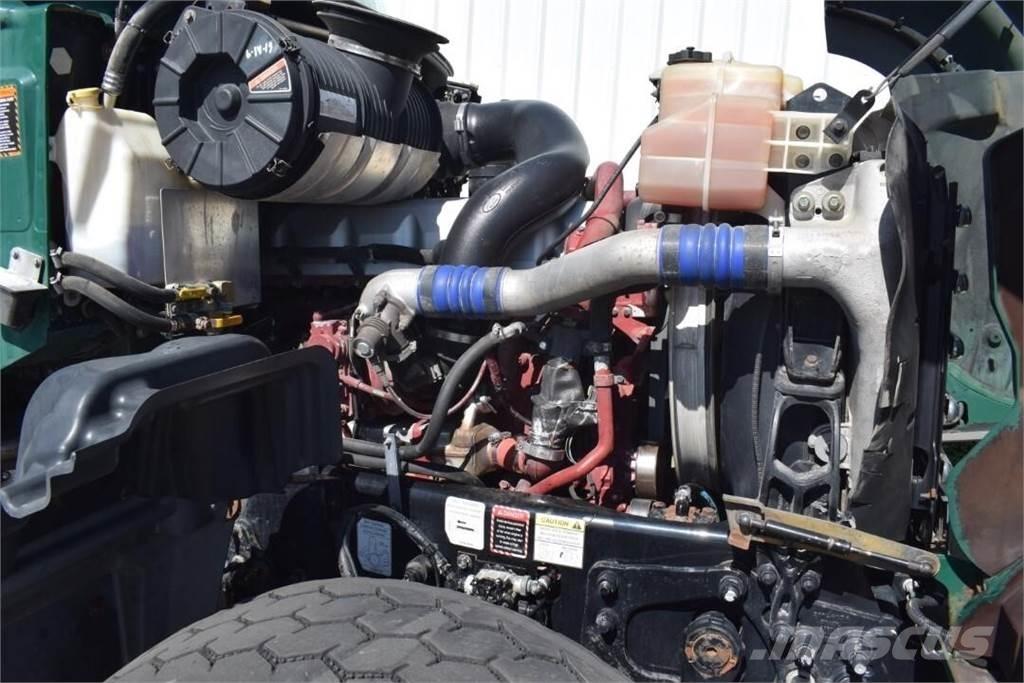 Mack GRANITE GU713 Tanker trucks