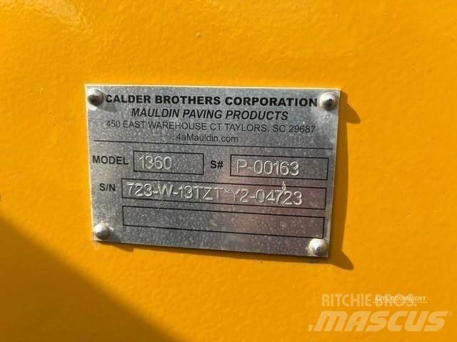 Mauldin 1360 Asphalt pavers