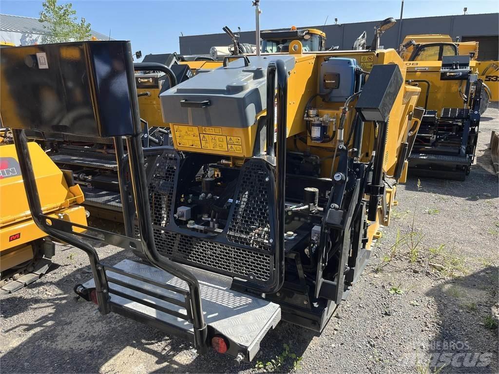 Mauldin 1360 Asphalt pavers