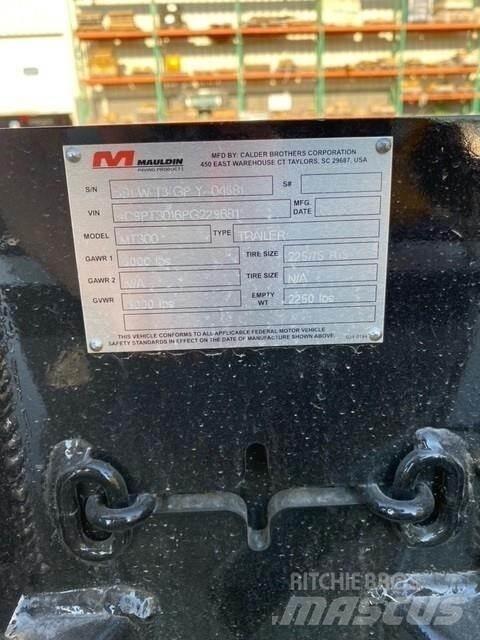 Mauldin MT300 Asphalt pavers