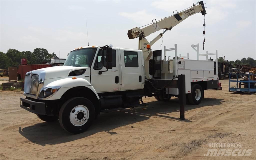 National 300C Truck mounted cranes