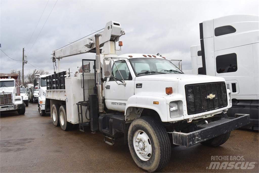 National 446A Truck mounted cranes