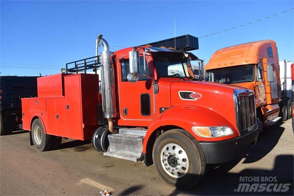 Peterbilt 337 Municipal / general purpose vehicles