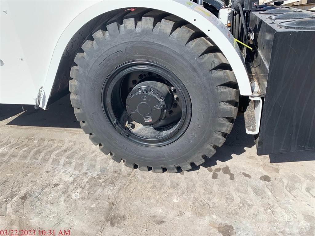 Roadtec MTV1100E Material transport vehicles