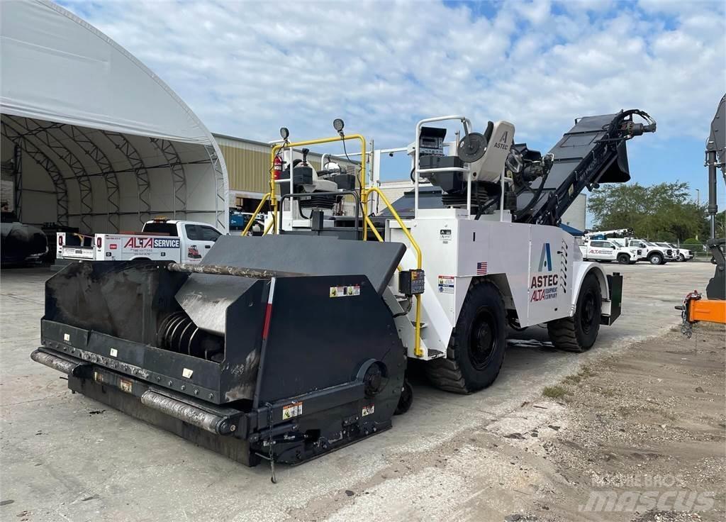 Roadtec MTV1100E Material transport vehicles