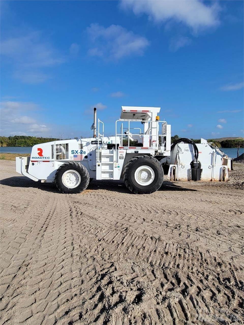 Roadtec SX2E Asphalt recycling