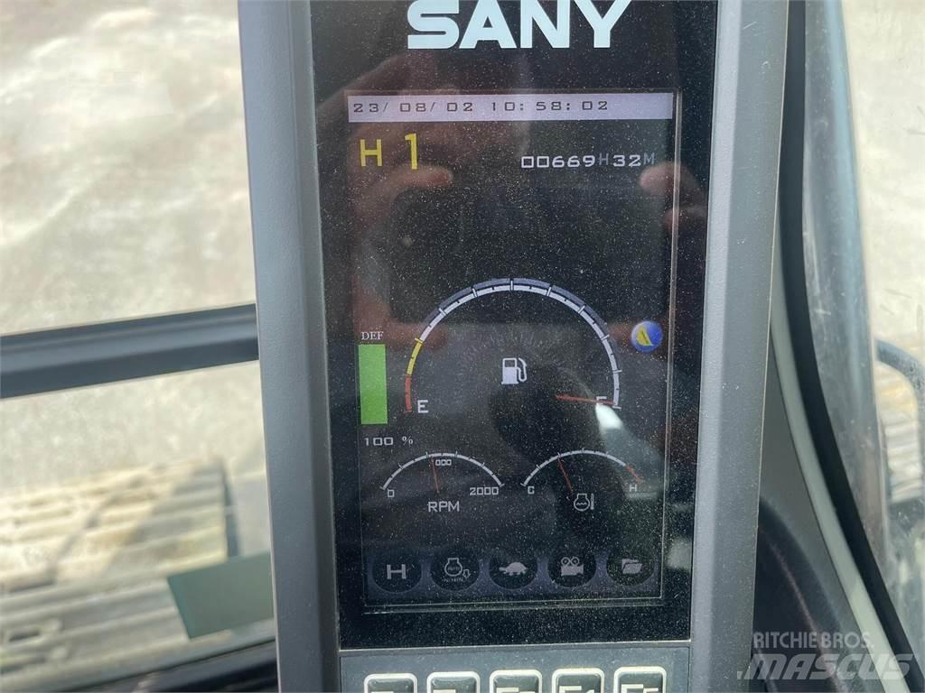 Sany SY265CLR Crawler excavators